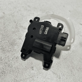Honda Pilot HVAC Flap Duct Door Vent Blend Motor Actuator 2016 - 2022 OEM