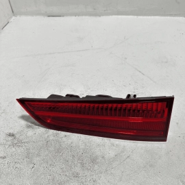 DEFECT 2016-18 HONDA PILOT REAR LEFT DRIVER SIDE INNER TAILLIGHT TAIL LIGHT OEM