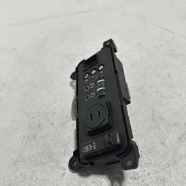 2016 - 2018 HONDA PILOT REAR CENTER CONSOLE AUX HDMI USB PORT HUB VIDEO OEM