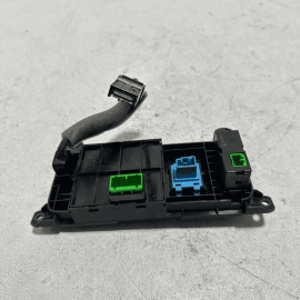 2016 - 2018 HONDA PILOT REAR CENTER CONSOLE AUX HDMI USB PORT HUB VIDEO OEM