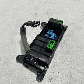 2016 - 2018 HONDA PILOT REAR CENTER CONSOLE AUX HDMI USB PORT HUB VIDEO OEM