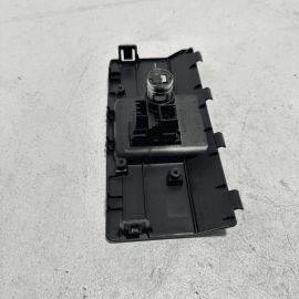 Honda Pilot 2016-2019 USB Trim Console Auxiliary Connector And Power Outlet OEM