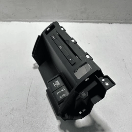 2016-2018 Honda Pilot Elite Dash DVD CD Blu-Ray Player Unit W/ Power Outlet OEM