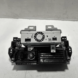 2016-2018 Honda Pilot Elite Dash DVD CD Blu-Ray Player Unit W/ Power Outlet OEM