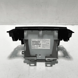 2016-2018 Honda Pilot Elite Dash DVD CD Blu-Ray Player Unit W/ Power Outlet OEM