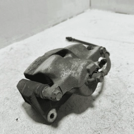 2019-2023 TOYOTA CAMRY XSE FRONT RIGHT PASSENGER SIDE BRAKE CALIPER OEM