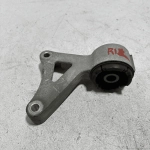2020-2024 TOYOTA CAMRY XSE REAR DIFFERENTIAL LEFT MOUNT SUPPORT BRACKET OEM