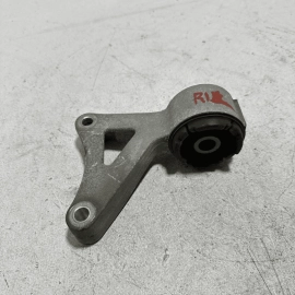 2020-2024 TOYOTA CAMRY XSE REAR DIFFERENTIAL LEFT MOUNT SUPPORT BRACKET OEM