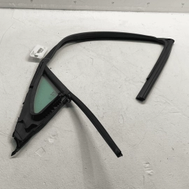 KIA K5 2021-2023 FRONT PASSENGER DOOR WINDOW RUN CHANNEL SEAL W/ FIXED GLAS