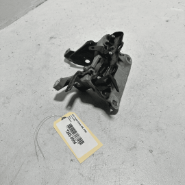 2018-2024 TOYOTA CAMRY XSE Engine Motor Left Side Mount Bracket Support OEM