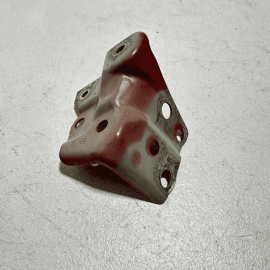 2018-2024 TOYOTA CAMRY FRONT RIGHT SIDE FENDER SUPPORT MOUNT BRACKET RED 3U5 OEM