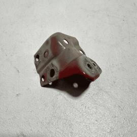 2018-2024 TOYOTA CAMRY FRONT RIGHT SIDE FENDER SUPPORT MOUNT BRACKET RED 3U5 OEM