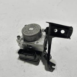 Honda Pilot 2016 - 2018 ABS Anti Lock Brake Pump Module Modulator Assembly OEM