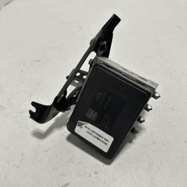 Honda Pilot 2016 - 2018 ABS Anti Lock Brake Pump Module Modulator Assembly OEM