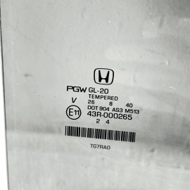 HONDA PILOT PASSPORT REAR RIGHT PASSENGER SIDE DOOR WINDOW GLASS OEM 2016-2018