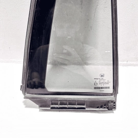 2016-2021 Honda Pilot Rear Passenger Side Door Window Vent Glass OEM