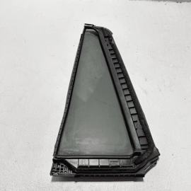 2016-2021 Honda Pilot Rear Passenger Side Door Window Vent Glass OEM