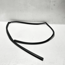 HONDA PILOT REAR RIGHT DOOR GLASS RUN CHANNEL WEATHERSTRIP SEAL 2016-2021 OEM