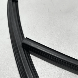 HONDA PILOT REAR RIGHT DOOR GLASS RUN CHANNEL WEATHERSTRIP SEAL 2016-2021 OEM
