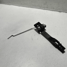 HONDA PILOT REAR PASSENGER SIDE EXTERIOR DOOR HANDLE BASE BRACKET OEM 2016-2022