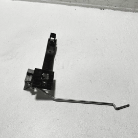 HONDA PILOT REAR PASSENGER SIDE EXTERIOR DOOR HANDLE BASE BRACKET OEM 2016-2022