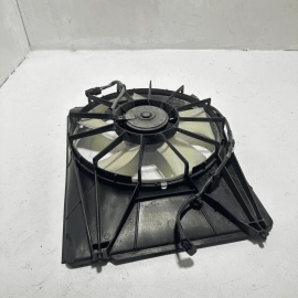 2016-22 HONDA PILOT EX-L RADIATOR LEFT COOLING FAN SHROUD / BLADE / MOTOR OEM