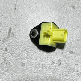 TOYOTA CAMRY 2018-2024 CENTER REAR LEFT OR RIGHT IMPACT CRASH SENSOR OEM 1 PCS