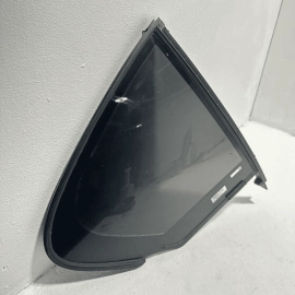 2011-2016 BMW 528I F10 REAR RIGHT WINDOW VENT GLASS OEM