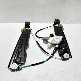 2011-2016 BMW 528I F10 FRONT LEFT SIDE DOOR WINDOW REGULATOR W/ MOTOR OEM