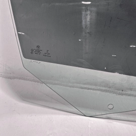 2011-2016 BMW 528I F10 FRONT RIGHT PASSENGER SIDE DOOR WINDOW GLASS OEM