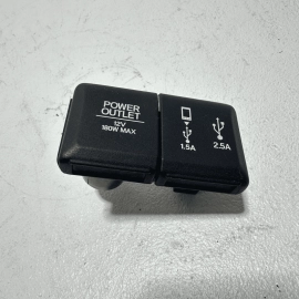 USB Console Auxiliary Connector And Power Outlet Honda Pilot 2016-2019 OEM