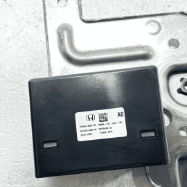 HONDA PILOT EX-L MEDIA HUB CONTROL MODULE UNIT 2016-2018 OEM