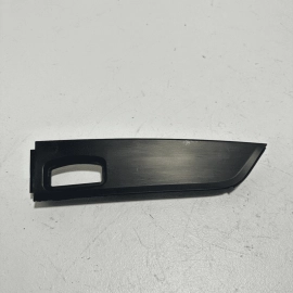 HONDA PILOT REAR PASSENGER SIDE LICENSE LIGHT LAMP MOLDING COVER 2016 - 2022 OEM HONDA PILOT REAR PASSENGER SIDE LICENSE LIGHT LAMP MOLDING COVER 2016 - 2022 OEM