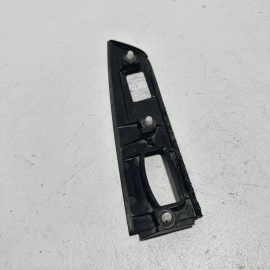 HONDA PILOT REAR DRIVER SIDE LICENSE LIGHT LAMP MOLDING COVER TRIM 2016-2022 OEM HONDA PILOT REAR DRIVER SIDE LICENSE LIGHT LAMP MOLDING COVER TRIM 2016-2022 OEM