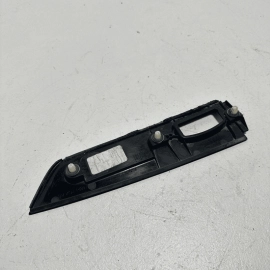 HONDA PILOT REAR DRIVER SIDE LICENSE LIGHT LAMP MOLDING COVER TRIM 2016-2022 OEM HONDA PILOT REAR DRIVER SIDE LICENSE LIGHT LAMP MOLDING COVER TRIM 2016-2022 OEM