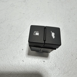 2016-2022 HONDA PILOT POWER LIFTGATE & FUEL DOOR LID RELEASE SWITCH BUTTON OEM