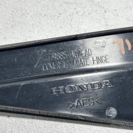 HONDA PILOT REAR LEFT DRIVER SIDE LIFTGATE HINGE COVER PANEL 2016 - 2021  OEM