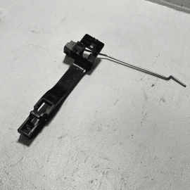 HONDA PILOT REAR LEFT DRIVER SIDE EXTERIOR DOOR HANDLE BASE BRACKET OEM 2016-22