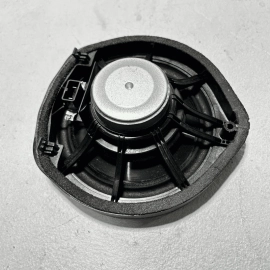 HONDA PILOT REAR RIGHT OR LEFT DOOR PANEL AUDIO SOUND SPEAKER OEM 2016-2022 HONDA PILOT REAR RIGHT OR LEFT DOOR PANEL AUDIO SOUND SPEAKER OEM 2016-2022