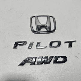 2016-2022 HONDA PILOT CHROME REAR TAILGATE HATCH EMBLEM LOGO BADGE AWD OEM