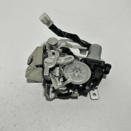 2016 - 2018 HONDA PILOT LIFTGATE TAILGATE LOCK & MOTOR ASSEMBLY OEM