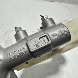 Brake Booster Master Cylinder Honda Pilot 2016-2022 OEM