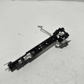 2016-2022 HONDA PILOT EX-L FRONT LEFT SIDE EXTERIOR DOOR HANDLE BASE BRACKET OEM
