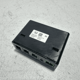 HONDA PILOT EX-L MEDIA HUB CONTROL MODULE UNIT OEM 2016-2018