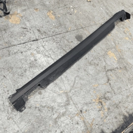 2016-2022 Honda Pilot Left Driver Side Skirt Rocker Molding Panel OEM