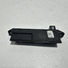 2016-2022 HONDA PILOT EX-L CENTER DASH POCKET HAZARD WARNING SWITCH OEM 2016-2022 HONDA PILOT EX-L CENTER DASH POCKET HAZARD WARNING SWITCH OEM