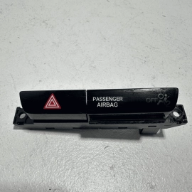 2016-2022 HONDA PILOT EX-L CENTER DASH POCKET HAZARD WARNING SWITCH OEM 2016-2022 HONDA PILOT EX-L CENTER DASH POCKET HAZARD WARNING SWITCH OEM