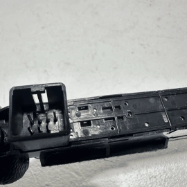 2016-2022 HONDA PILOT EX-L CENTER DASH POCKET HAZARD WARNING SWITCH OEM 2016-2022 HONDA PILOT EX-L CENTER DASH POCKET HAZARD WARNING SWITCH OEM