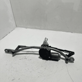 2011-2016 BMW 528i F10 FRONT WINDSHIELD WIPER TRANSMISSION LINKAGE & MOTOR OEM