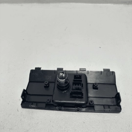 2016-2019 HONDA PILOT EX-L USB TRIM CONSOLE AUXILIARY CONNECTOR POWER OUTLET OEM